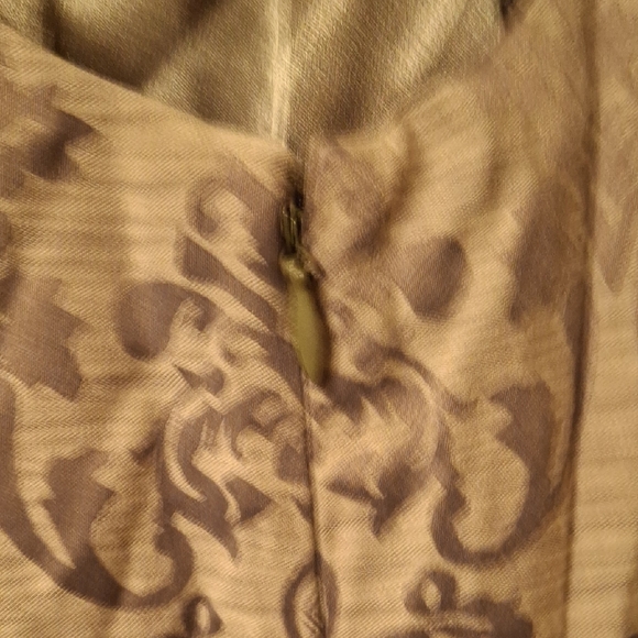 Eci Elegant Gray Sleeveless Dress with Beaded Neckline 4 ๐๐๐๐ - Picture 13 of 15